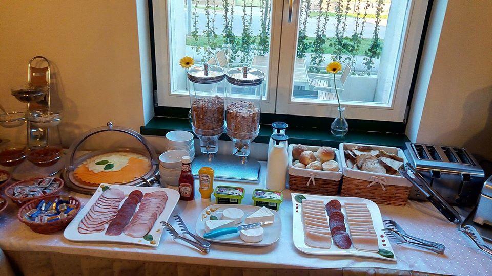 Fidelitas Hotel Sfântu-Gheorghe Eksteriør billede